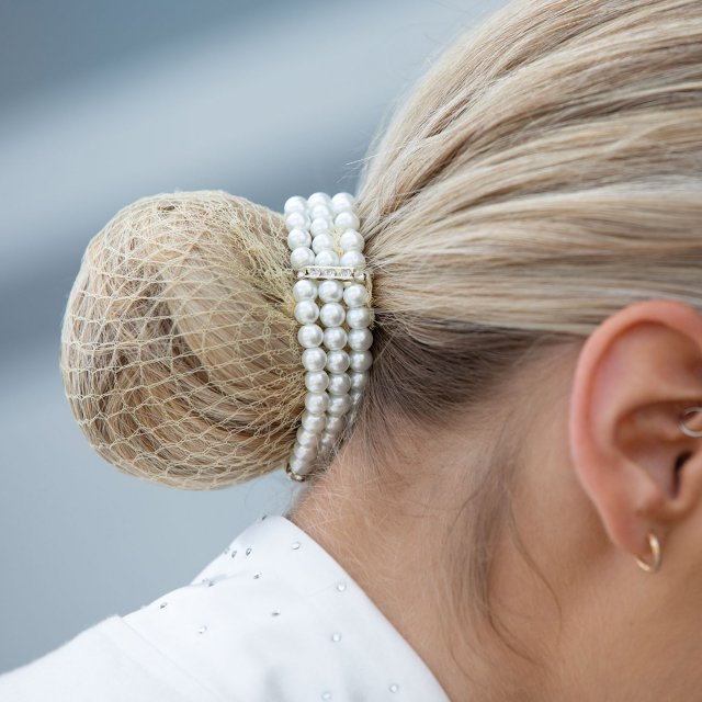 Equetech Equetech Pearl & Crystals Bun Ring