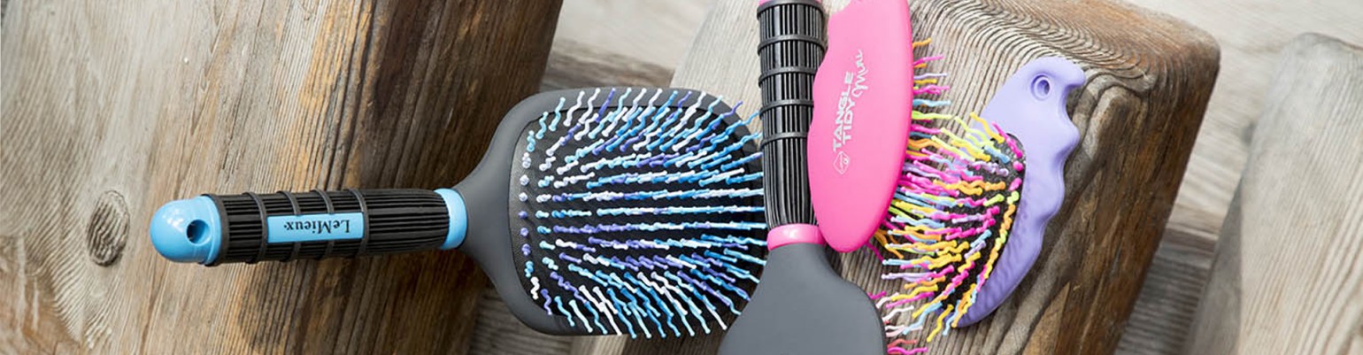 Horse Grooming Mane and Tail Rakes
