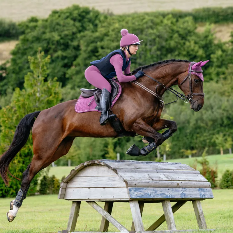 LeMieux Suede Close Contact Square in Mallow-2