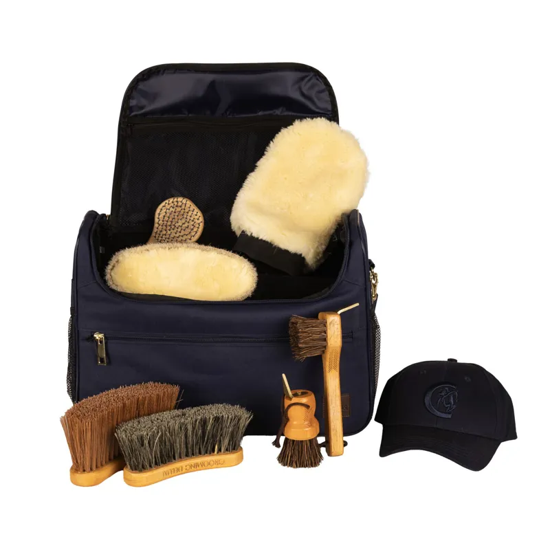 Kentucky Grooming Bag in Navy-2