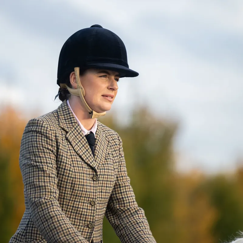 Champion CPX Showmaster Hat in Black-2