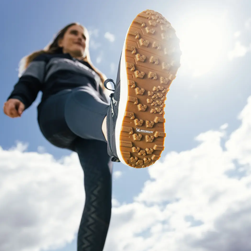 LeMieux Trax Waterproof Trainer in Navy-3