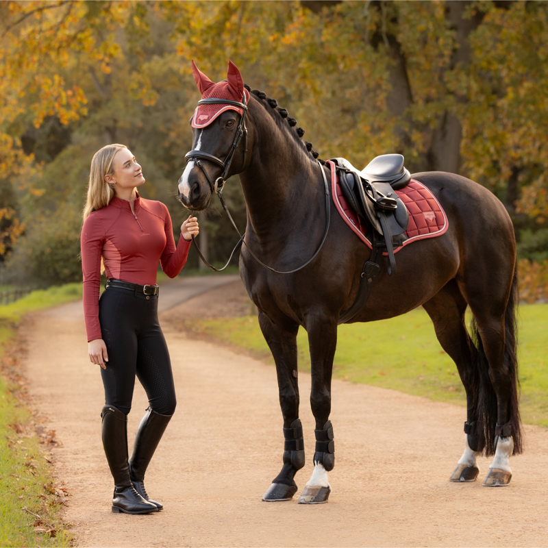 LeMieux Loire Classic Close Contact Square in Russet-4