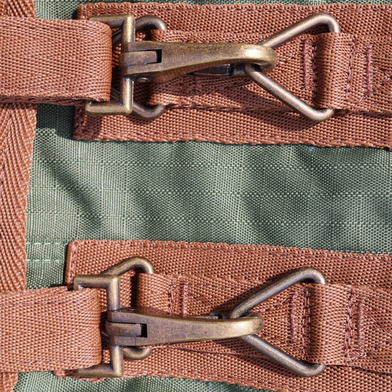 Perf Standard 100g Turnout Rug - Heritage Olive-2