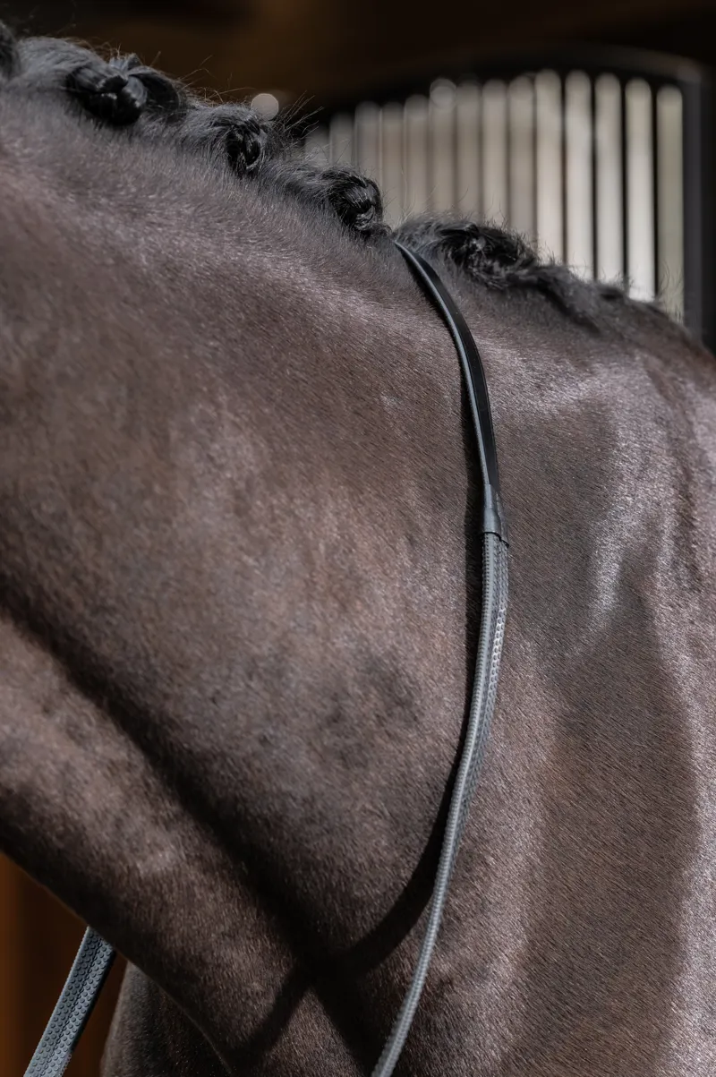 LeMieux Rubber Reins in Black-1