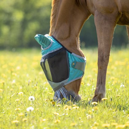 Shires Deluxe Fly Mask with Nose Fringe