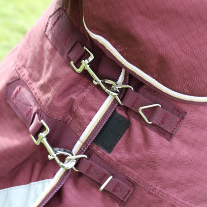 Shires Highlander Plus 100 Combo Turnout Rug Maroon 