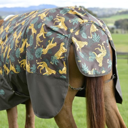 Weatherbeeta Comfitec Tyro Standard Neck Medium Turnout Rug Jungle Print