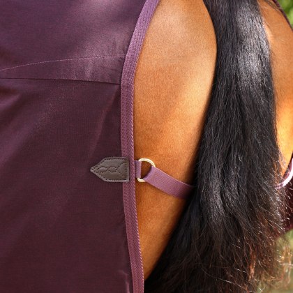 Shires Deluxe Stable Sheet Rug Black Cherry 