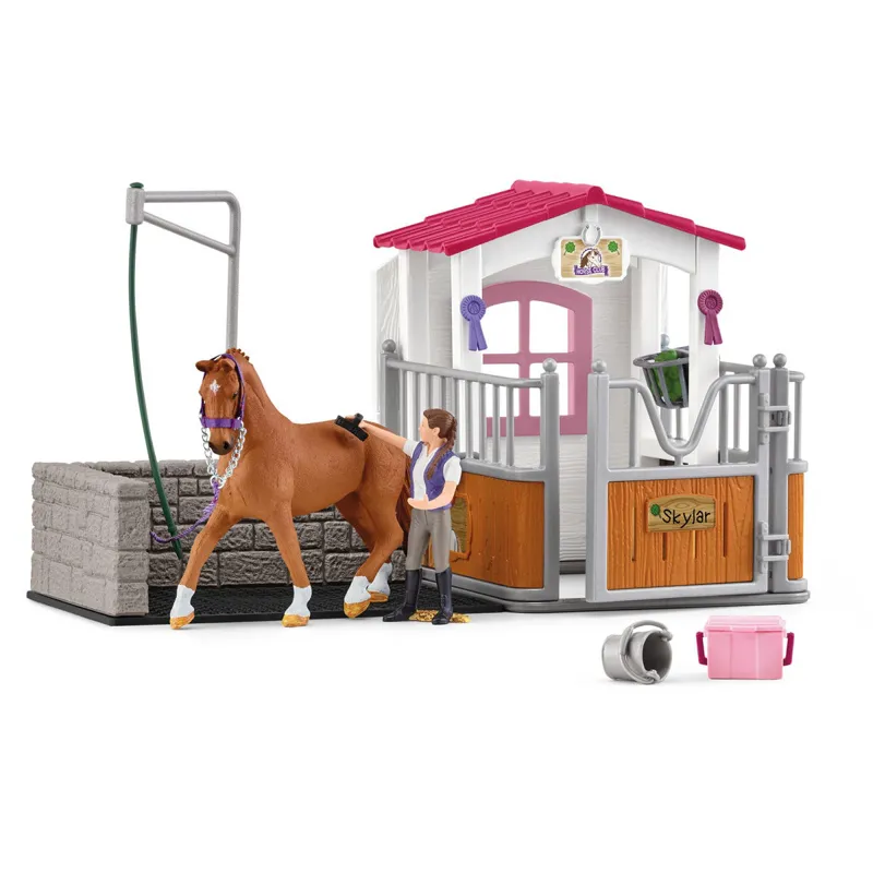 Schleich Horse Wash Station with Horse Stall