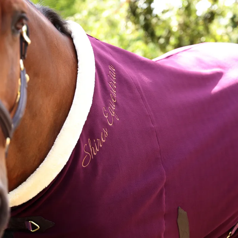 Shires Deluxe Fleece Rug in Black Cherry-1