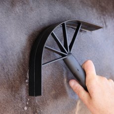 Shires Ezi-Groom Sweat Scraper