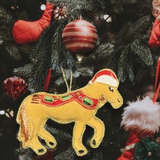 Equetech Christmas Decorations - Dun Horse Equetech Christmas Decorations - Dun Horse