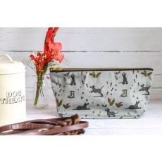 Emily Cole Labrador Pattern Wash Bag Emily Cole Labrador Pattern Wash Bag
