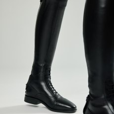 lm field boot 