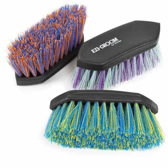 Shires Shires Ezi-Groom Shape Up Dandy Brush