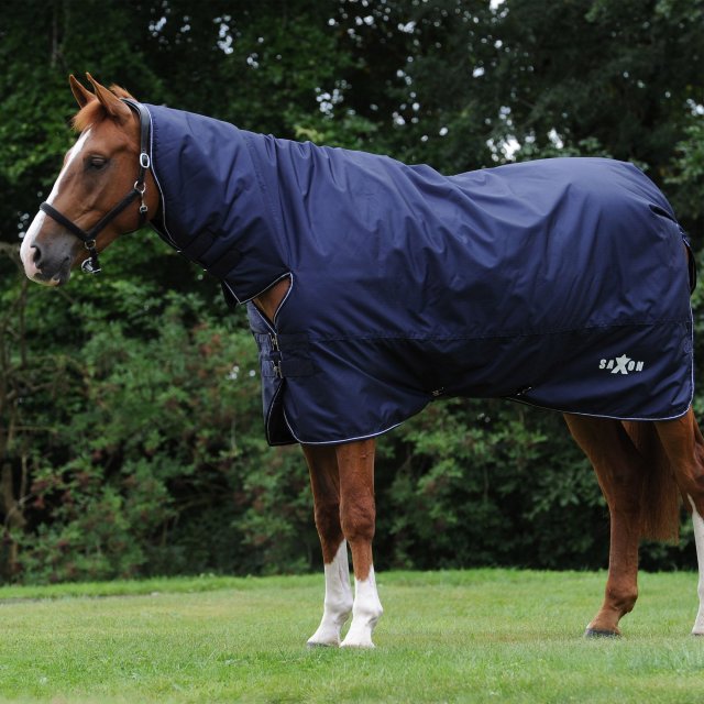 Saxon  Saxon Defiant 600D Combo Medium Turnout Rug Navy/White