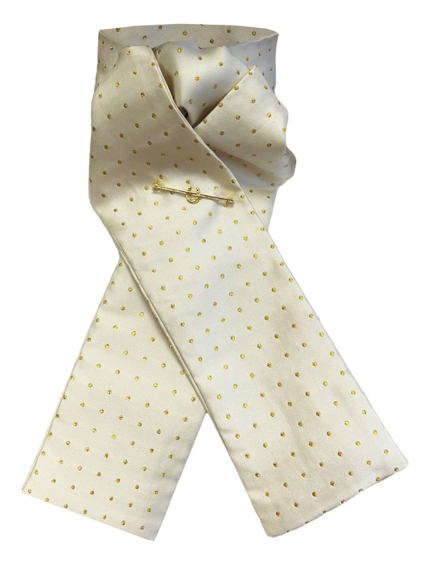 Equetech Self Tying Pin Spot Stock Cream/Gold Equetech Self Tying Pin Spot Stock Cream/Gold