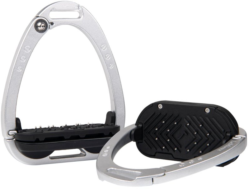 LeMieux Vector Balance Stirrup Irons LeMieux Vector Balance Stirrup Irons