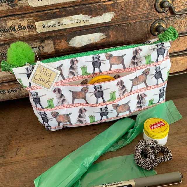 Alex Clark Alex Clark Country Dogs Wash Bag