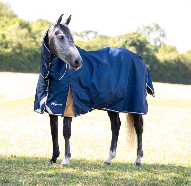 Shires Highlander Plus Lite Combo Turnout Rug Navy  Shires Highlander Plus Lite Combo Turnout Rug Navy