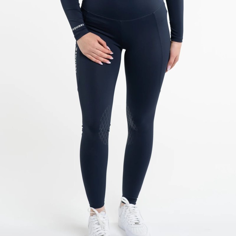 navy white 