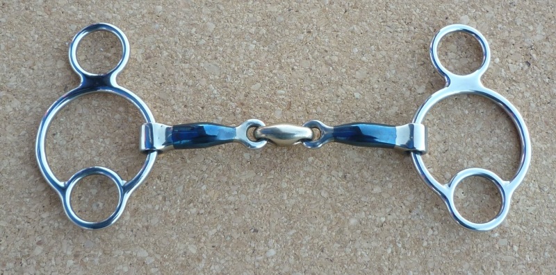 Blue Sweet Iron Universal Lozenge Horse Bit Blue Sweet Iron Universal Lozenge Horse Bit