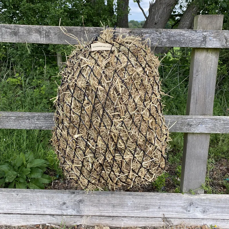 Townfields Essential Haylage Net 36 inches in Black