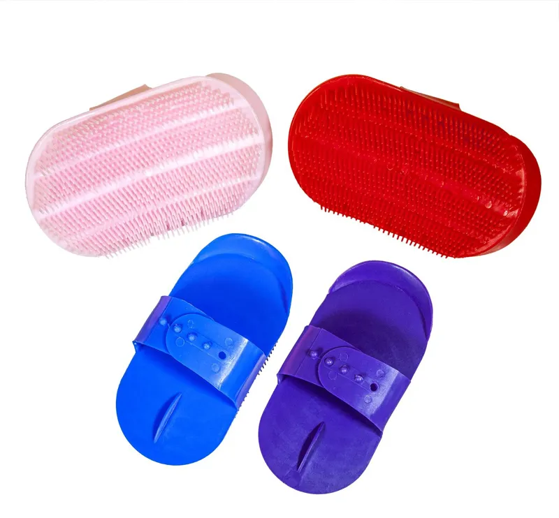 Townfields Plastic Curry Comb in Blue