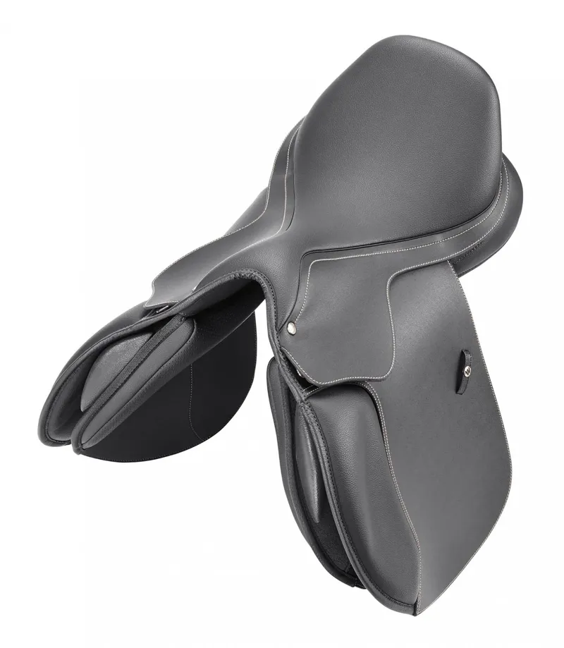 Wintec 500 Jump Saddle with Hart in Black