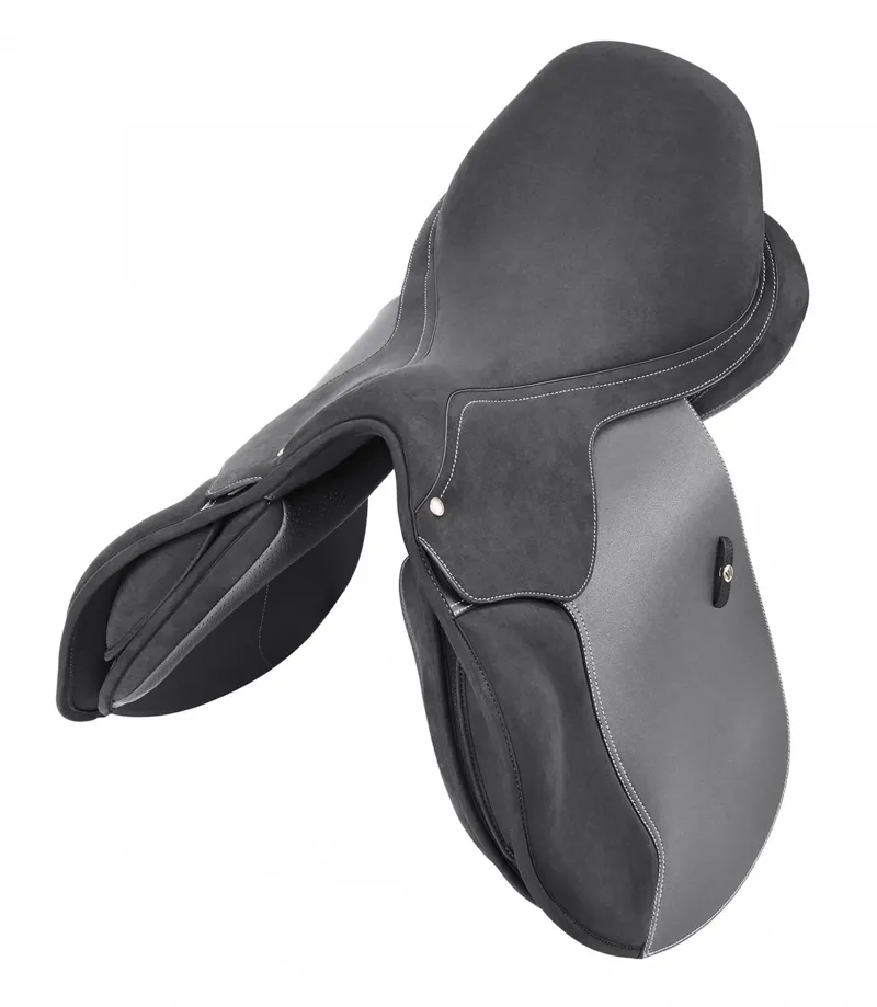 Wintec Pro Jump Saddle with Hart in Black