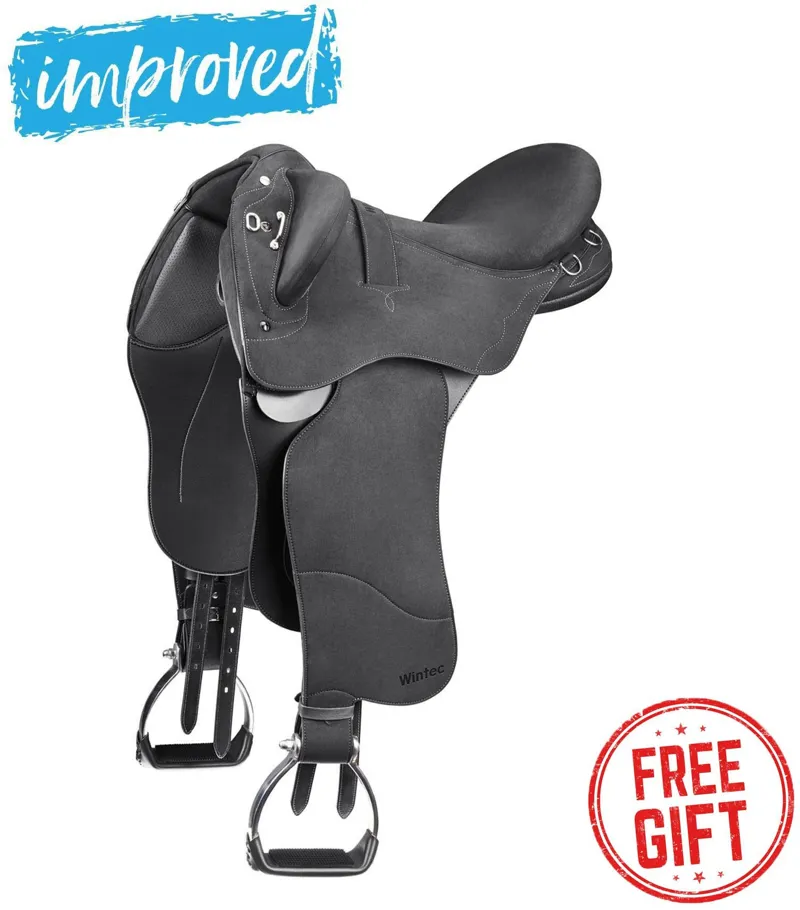 Wintec Pro Stock Saddle with Swinging Fender and Hart in Black-1