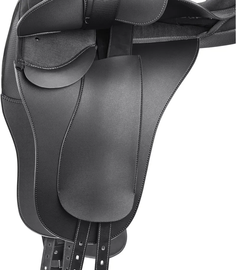 Wintec Pro Stock Saddle with Swinging Fender and Hart in Black-3