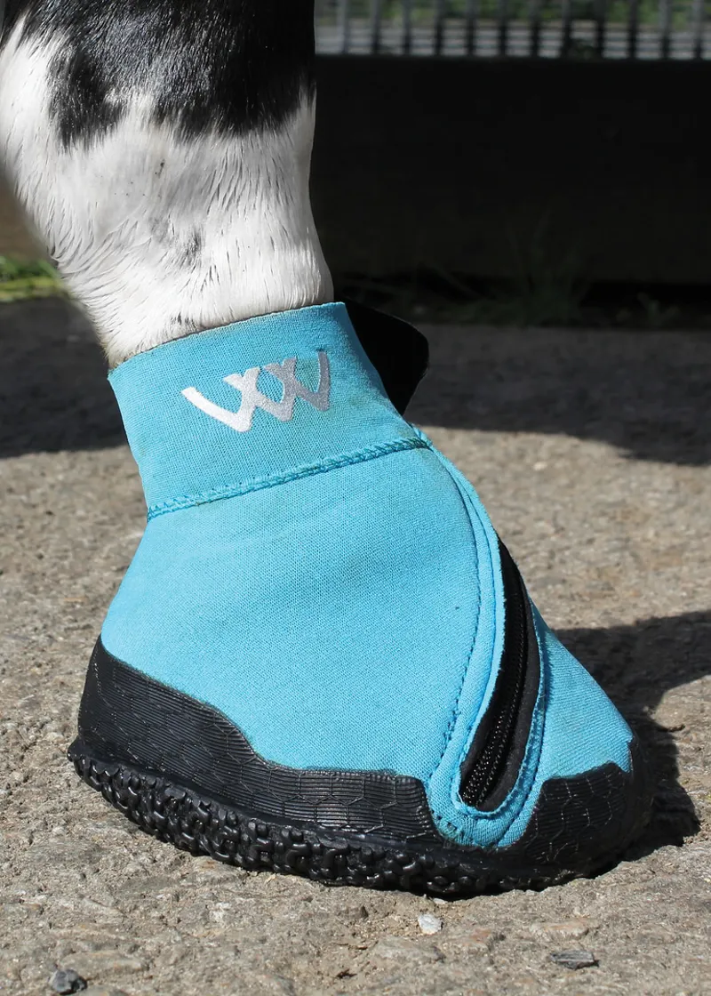 Woof Wear Medical Hoof Boot in Blue and Black-3