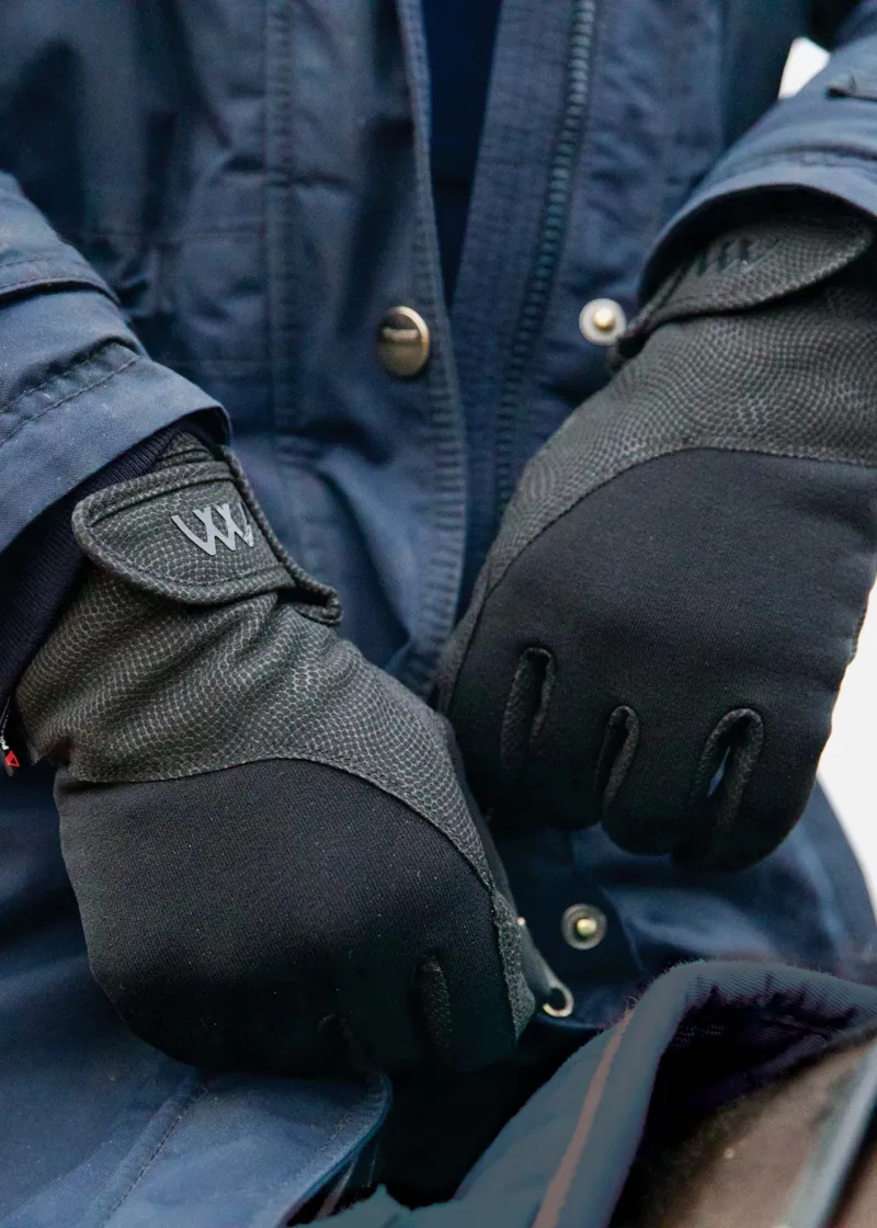 Woof Wear Precision Thermal Glove in Black-1