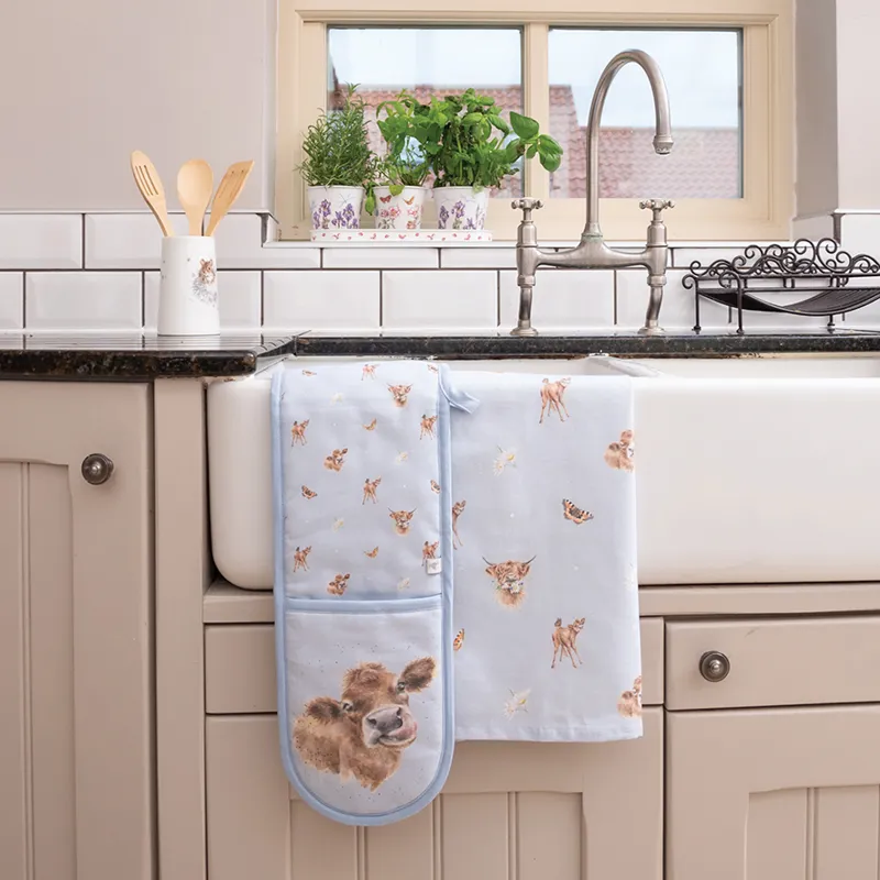 Wrendale Designs Farmyard Friends Double Oven Glove-1